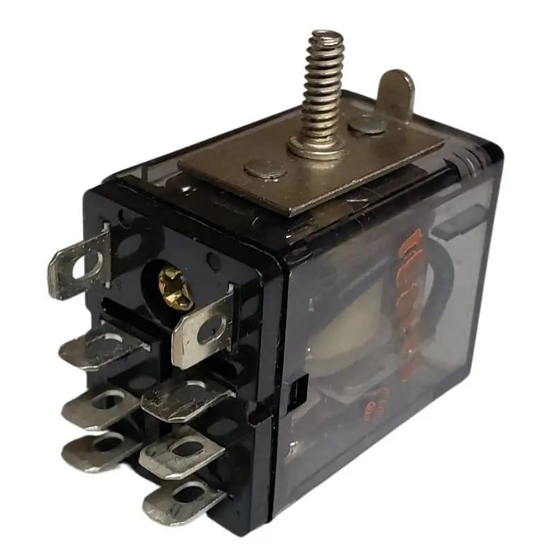 24V Dc Heavy-Duty Relay – 2P2T, 13A, 8-Pin Quick-Connect With Bracket 1