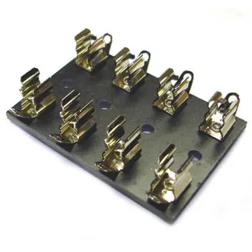 4-Pole Fuse Holder – 6.3×32Mm Open-Type, Phenolic Body With Quick-Connect Terminals 1