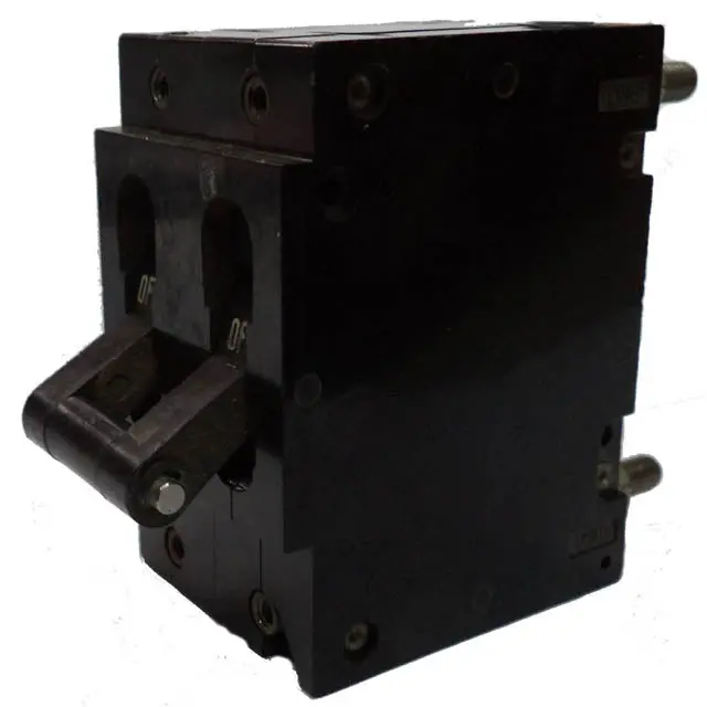 40 A Bolt-On Circuit Breaker – 2-Pole, 250 Vac, Heavy-Duty Frame 1