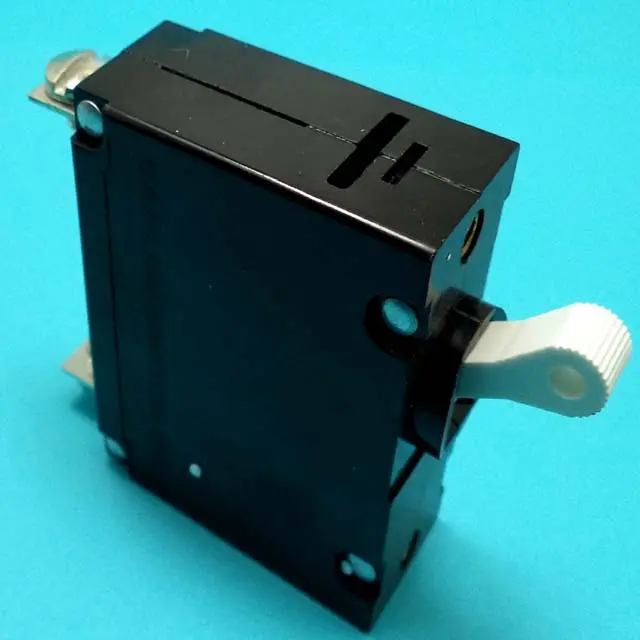 50A Toggle-Style Dc Circuit Breaker – 65Vdc, Single-Pole, Chassis Mount 1