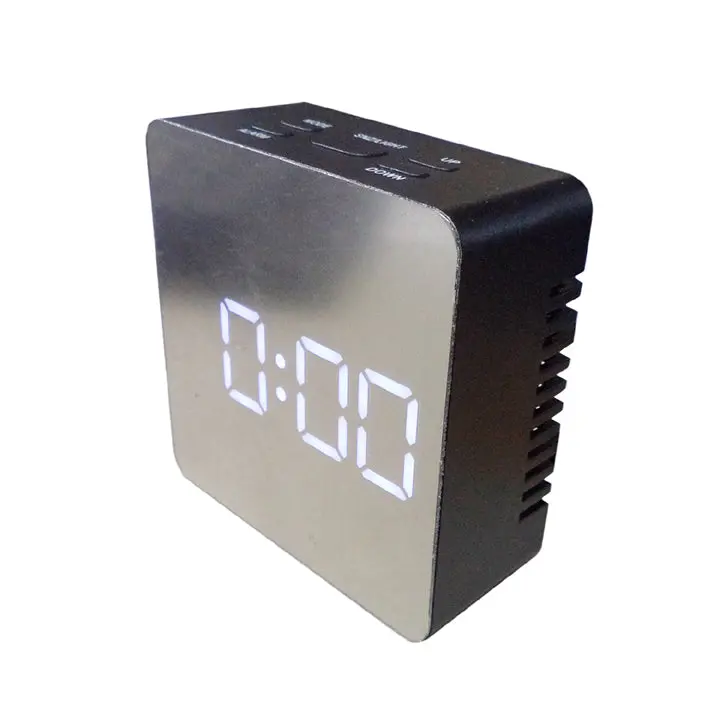 Digital Alarm Clock Mirror With Dual Usb Charging Ports – White Frame 1