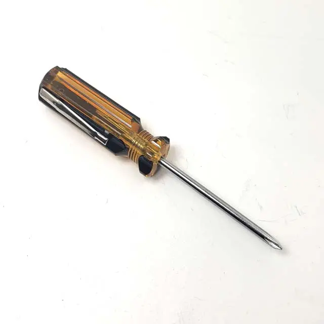 Phillips #0 Screwdriver – 2-Inch Shaft With Integrated Pen Clip 1
