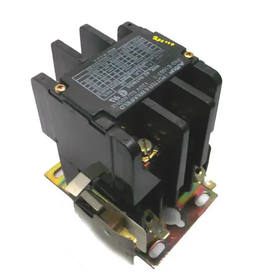 Three-Pole, Single-Throw Ac Contactor – 120V Coil, 40A/600V Main Contacts, 10A/250V Auxiliary, Chmt Mountable 1